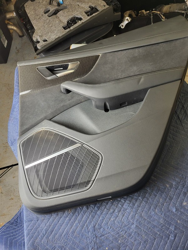 Used Oem Audi Right Passenger Rear Door Trim Panel for 2020-2023 SQ8