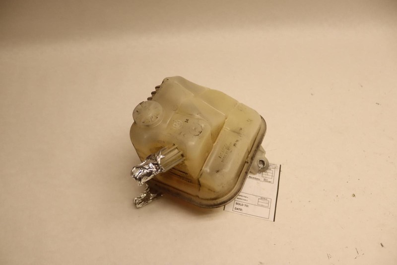 2019-2022 TOYOTA COROLLA 1.8L HYBRID ENGINE COOLANT RESERVOIR TANK BOTTLE OEM