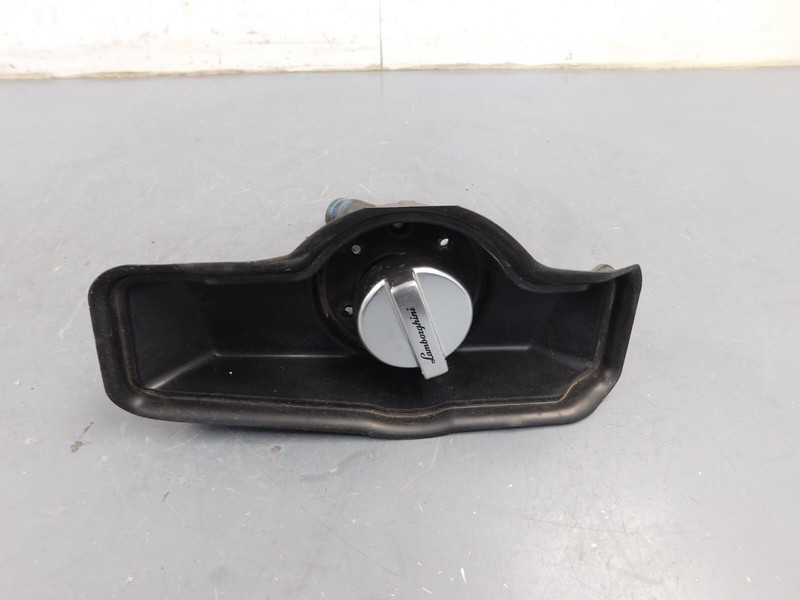 2010 11 12 13 14 Lamborghini Gallardo Fuel Filler Neck / Cap / Tank #9222 D7