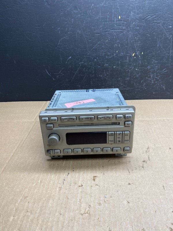 2003 2004 2005 Lincoln Navigator Radio Stereo 6 CD Player AM/FM OEM ab9457DG
