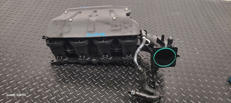 15-18 Jeep Cherokee 2.4L Intake Manifold Assembly (PZEV) OEM 4627937AI