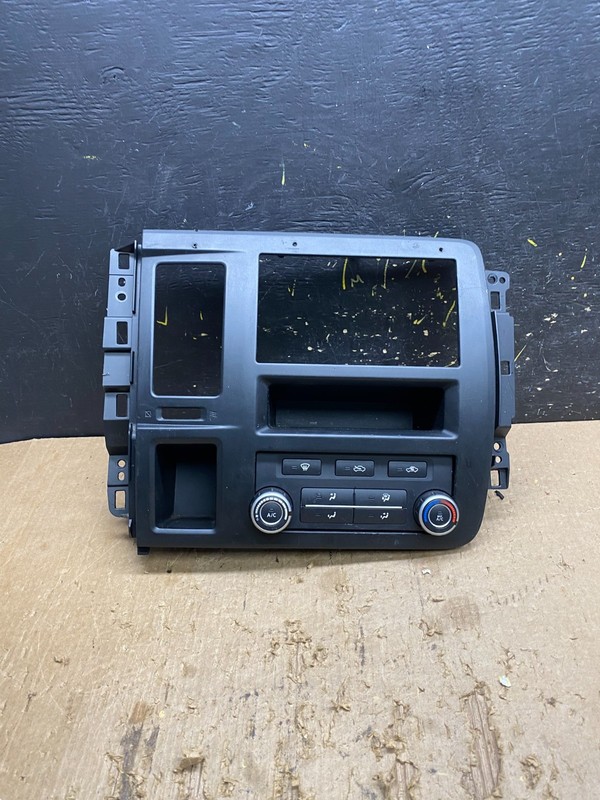 2012-2021 Nissan NV2500 NV3500 Radio Bezel Center Trim Climate Control Z9747 DG