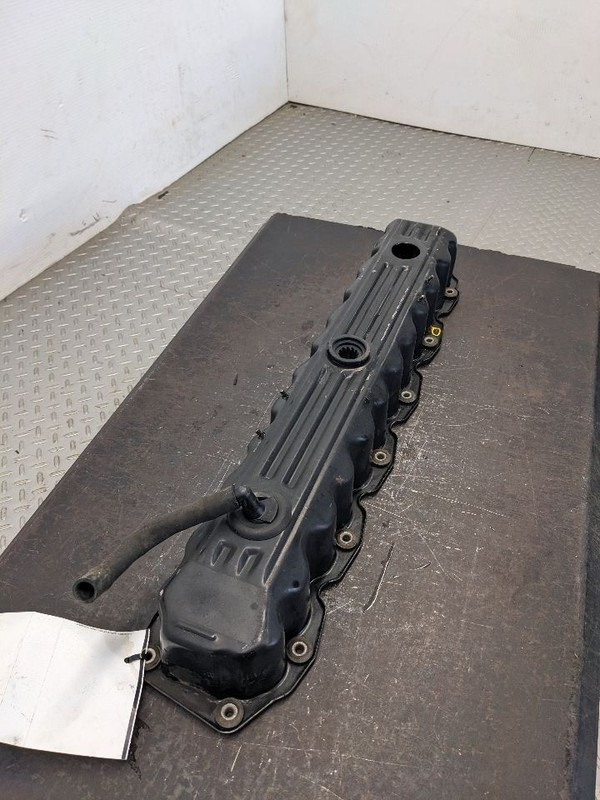 Jeep TJ Wrangler OEM 4.0L Valve Cover 1998 1999 2000 2001 2002 2003 2004 1180974