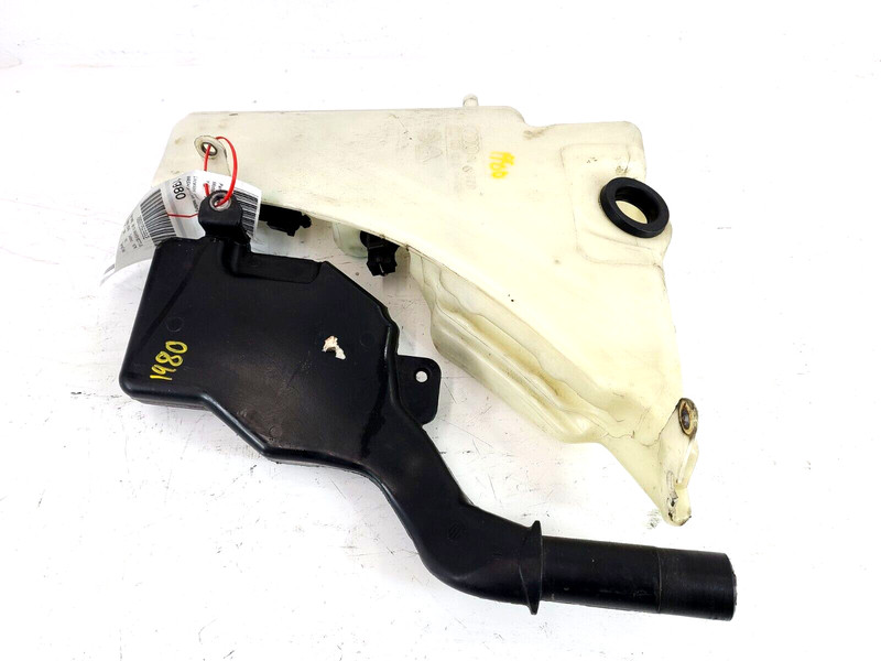 Adui A5 Windshield Washer Bottle Reservoir W/O Headlamp OEM 2008-2017