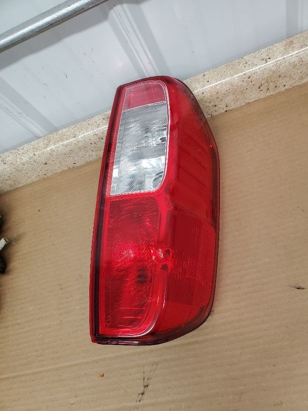 Driver Tail Light Quarter Panel Mounted Thru 1/14 Fits 05-14 FRONTIER 293637