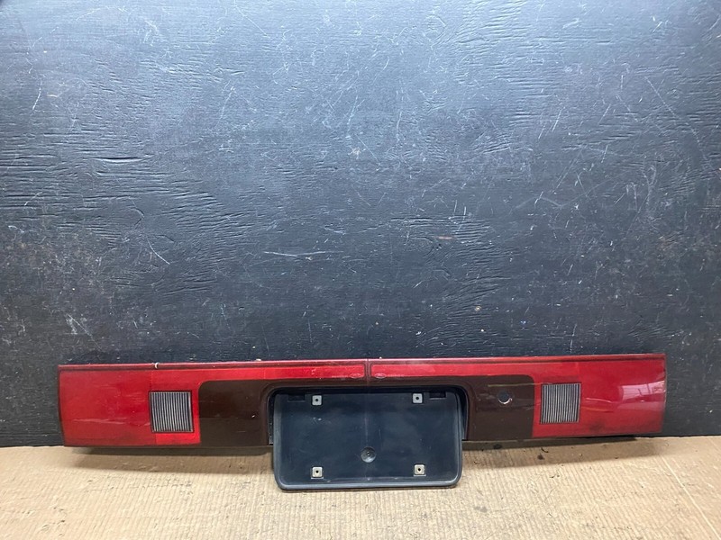 Ford Center Brake Tail Light Panel f24b-13b414 N3040 Oem