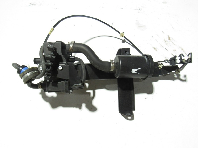 Bentley Continental GT 2012 Fuel Emission Leak Detection Pump 11-18 ;#3