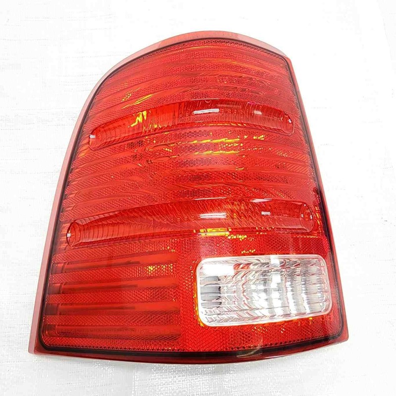 2004 Explorer LH Driver Side Tail Lamp Assembly Light Scratches OEM L2X138505B