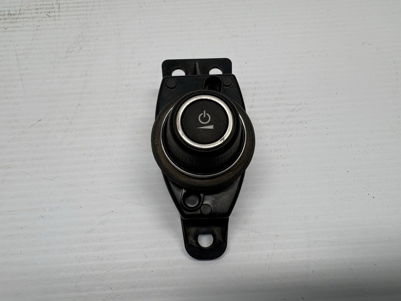 JAGUAR F-TYPE X152 3.0 S Volume Control Knob Switch GX53-18X10-CA