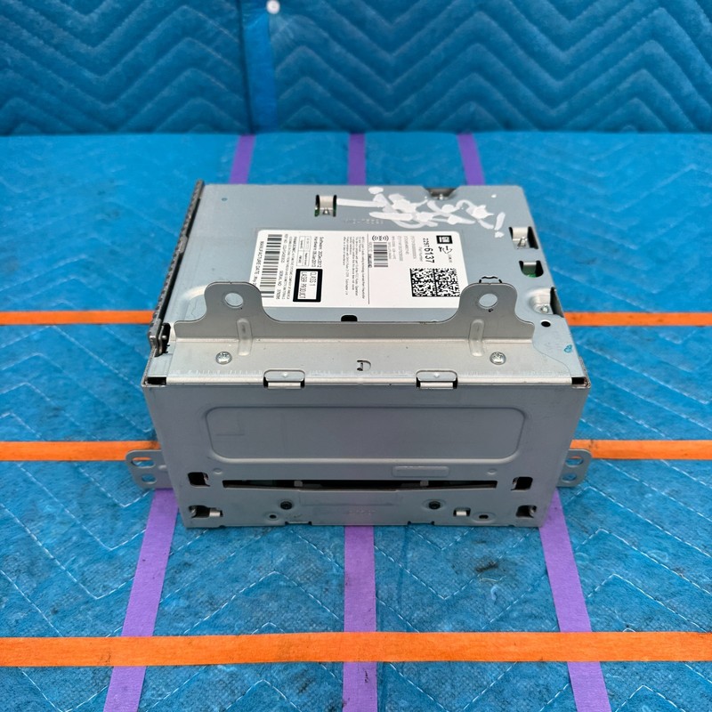2010–2015 Chevrolet Camaro Radio Receiver Module OEM 654663145