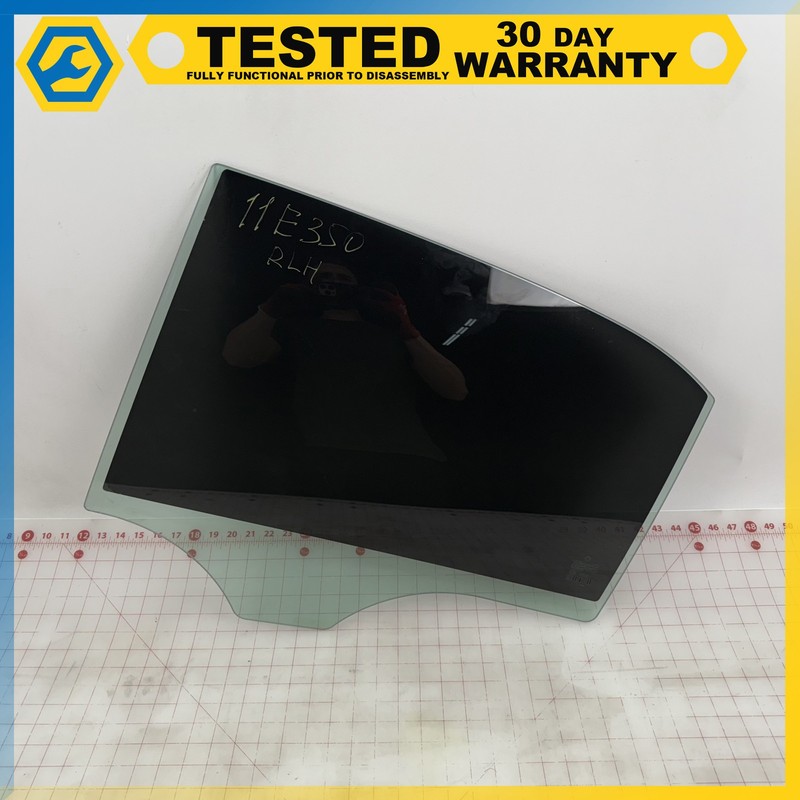 10-16 Mercedes E-class W212 REAR LEFT DRIVER SIDE DOOR WINDOW GLASS OEM