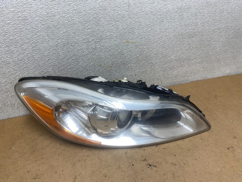 2011 2012 2013 Volvo C70 Right Passenger RH Xenon HID Headlight Oem X5502 DW