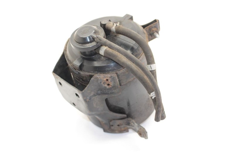 90-96 Nissan 300ZX 2+2 Fuel Vapor Evaporation Canister 1495030P01