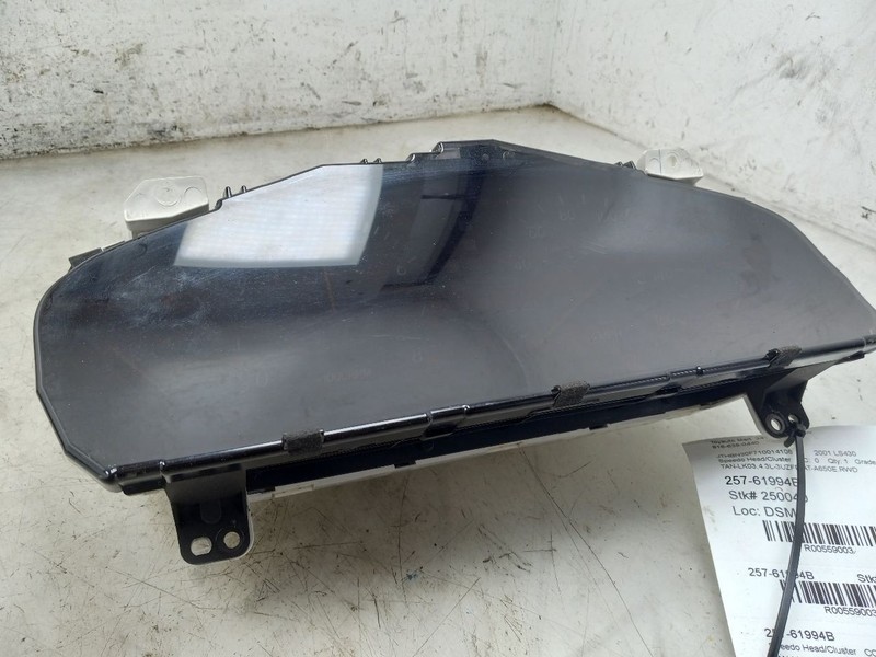 01 LEXUS LS430 SPEEDOMETER CLUSTER