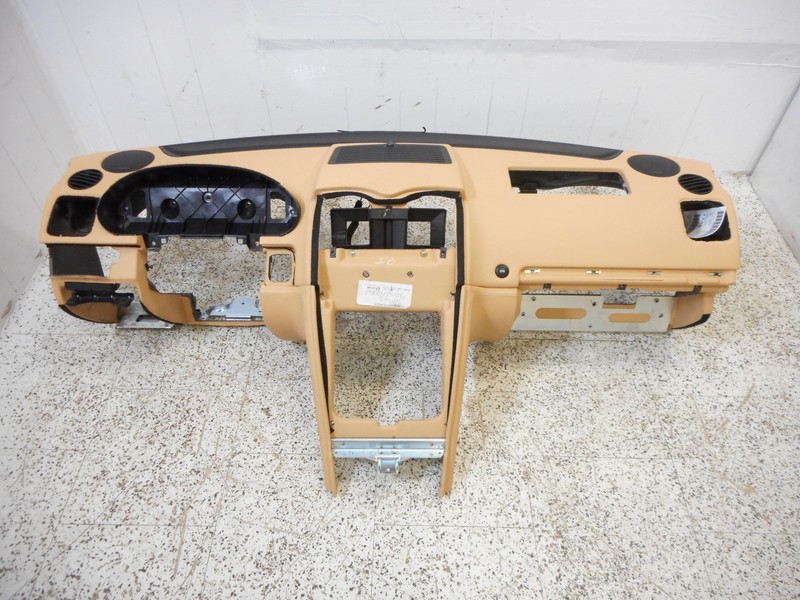 06 2006 Maserati Quattroporte M139 Interior Dash Dashboard Panel OEM Beige