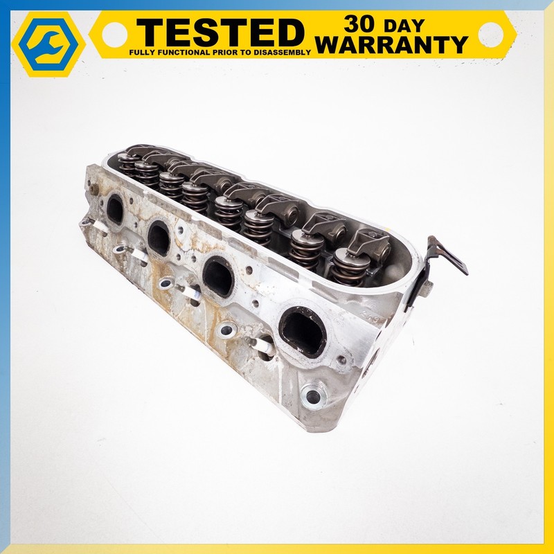 05-07 CORVETTE C6 6.0L LS2 engine RIGHT CYLINDER HEAD OEM