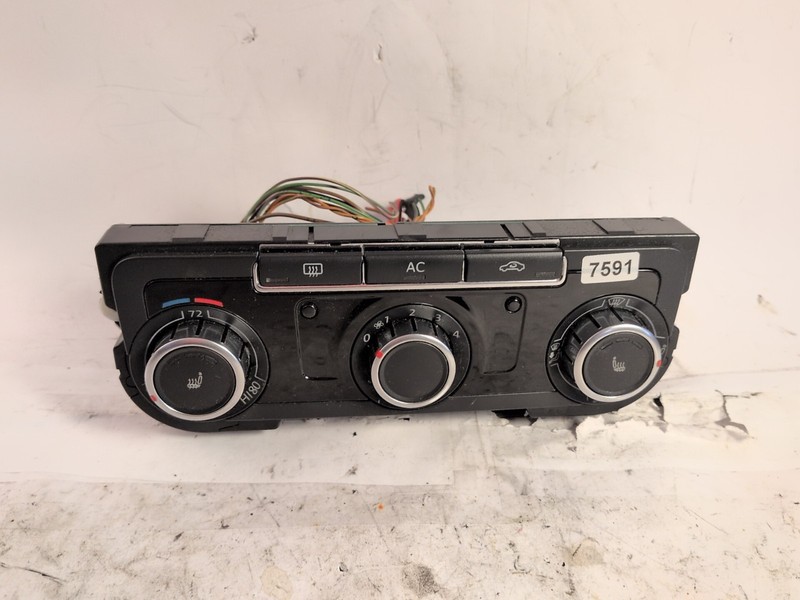 2010-2011 Volkswagen Tiguan AC Heater Climate Control Temperature 5hb009751 OEM