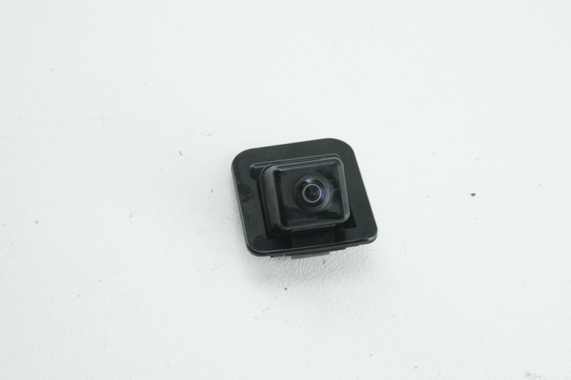 MERCEDES W221 S-Class Backup Camera Rear View Back View OEM 2007 - 2014