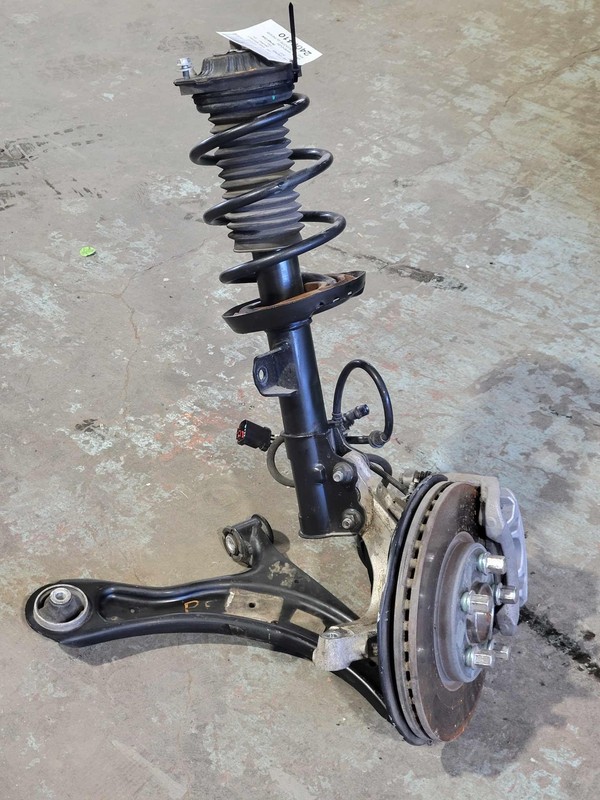 2021-2023 Buick Encore GX Awd Right Knee with Hardware Brake Hose And Abs Sensor