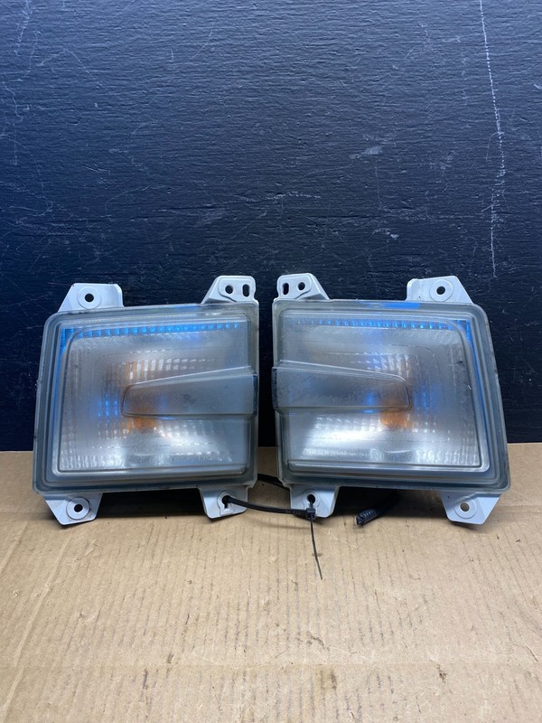 2017-2019 Honda Ridgeline Turn Signal Light Driver Passenger Side Pair AD5065
