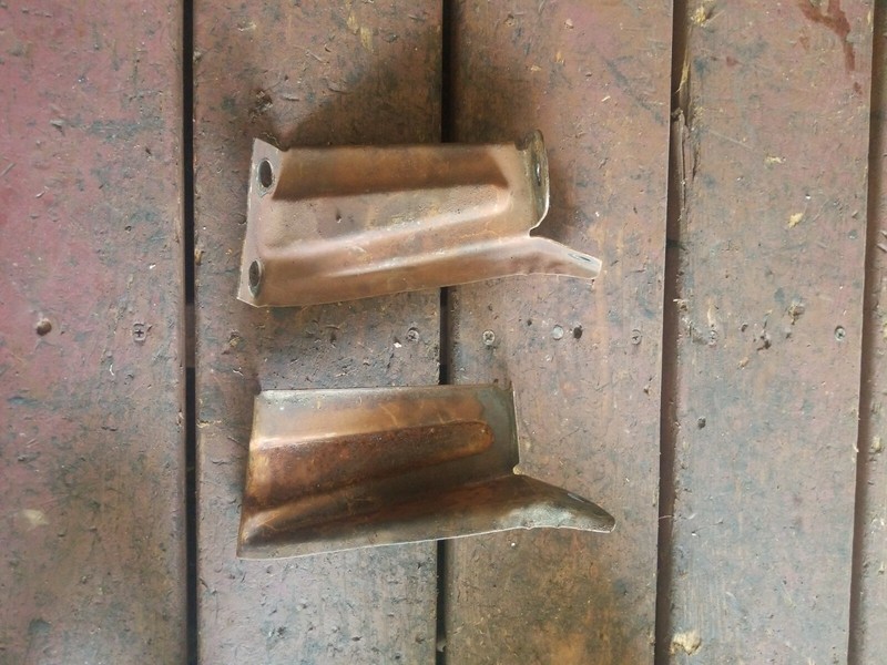 1950 Chevrolet Belair 210 front fender support mount bracket brace