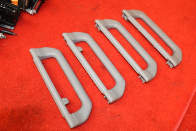 BMW E34 525 530 535 540 M5 Interior Roof Overhead Grab Handles Set Of 4 Grey OEM