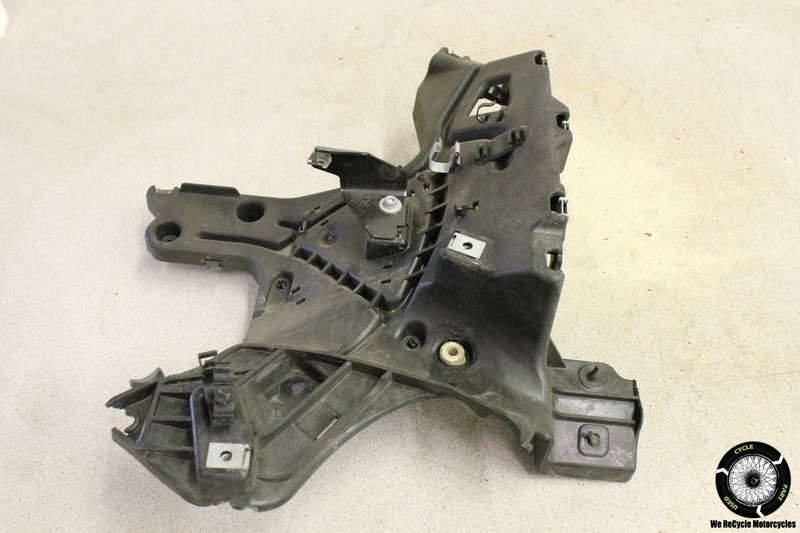 2007 BMW K1200 GT ABS FRONT RIGHT UPPER FAIRING MIRROR STAY BRACKET MOUNT K 1200