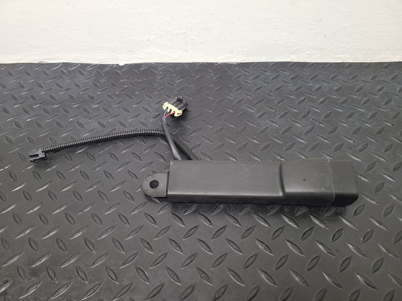 07-13 Chevrolet Silverado 1500 Front Right Seat Belt Buckle Black OEM 19121541