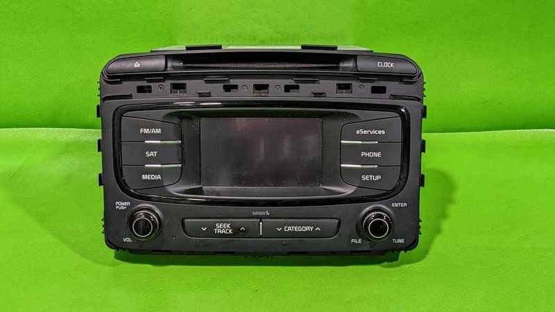 16 17 18 SORENTO FACTORY RADIO RECEIVER AM FM CD MP3 W/UVO OEM 4578-6