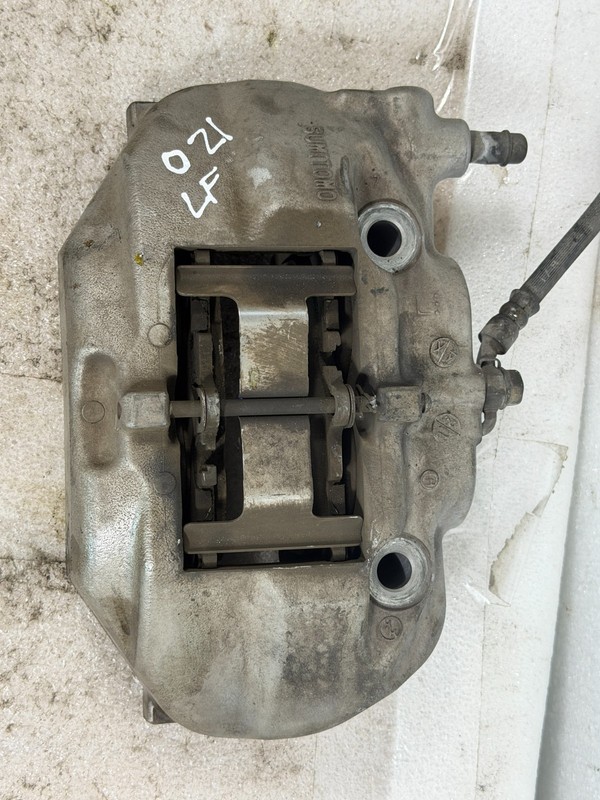 2001-2006 Lexus Ls430 Front Left Driver Brake Caliper 47750-50120