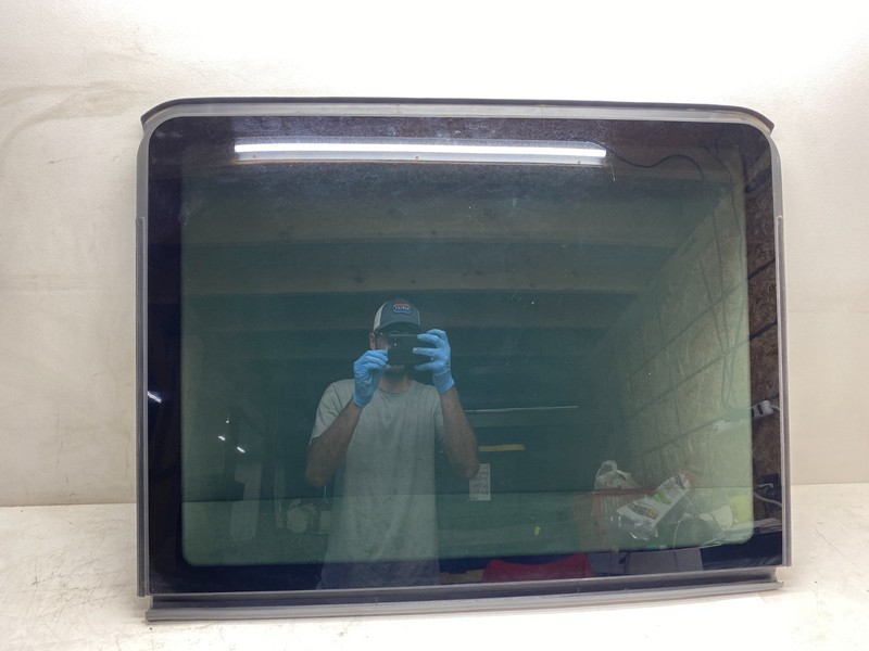 2016-2019 BMW X1 REAR PANORAMIC SUNROOF GLASS WINDOW PANEL OEM