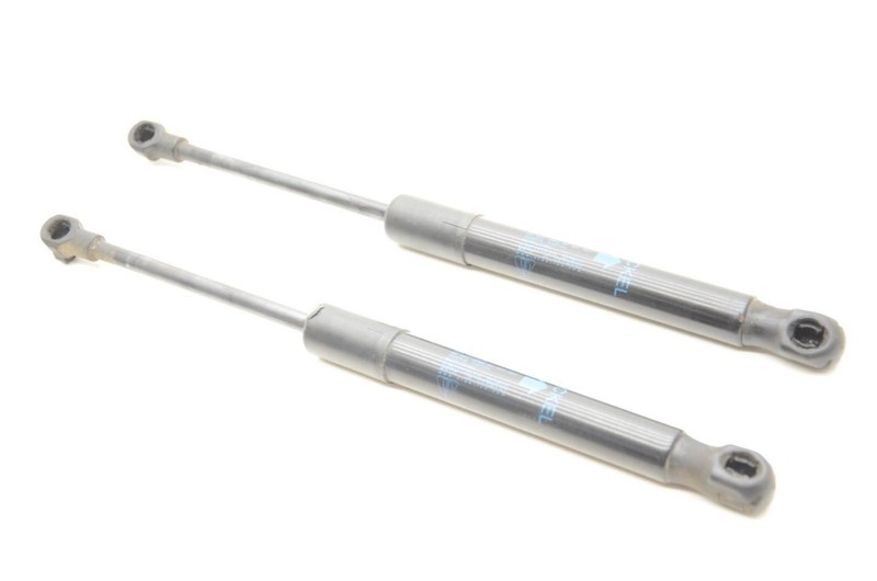 15-24 Porsche Macan 3.0L Pair of Front Hood Struts 95B 823 359 A
