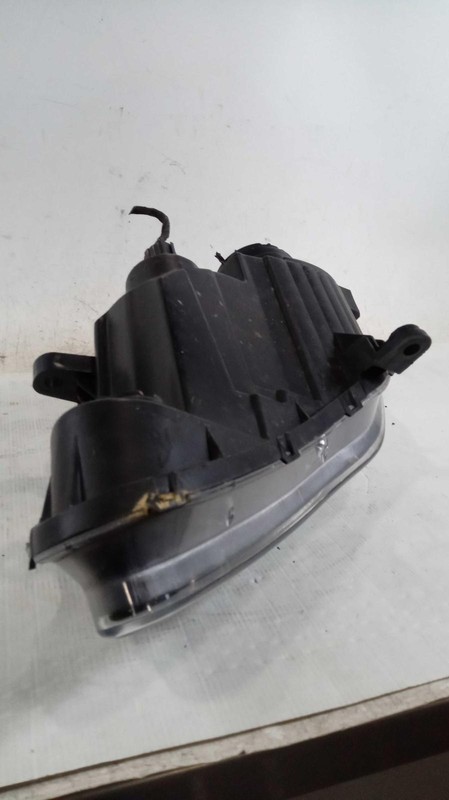 2012 Chrysler 200 Right Headlight Assembly Black OEM 392703 Used 240K Mi