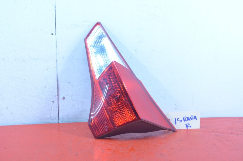 13-15 TOYOTA RAV4 REAR RIGHT PASSENGER SIDE TAIL LIGHT LAMP OEM