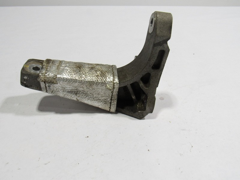 10-20 Bentley Mulsanne 2012 Right Engine Motor Bracket Mount Support @1