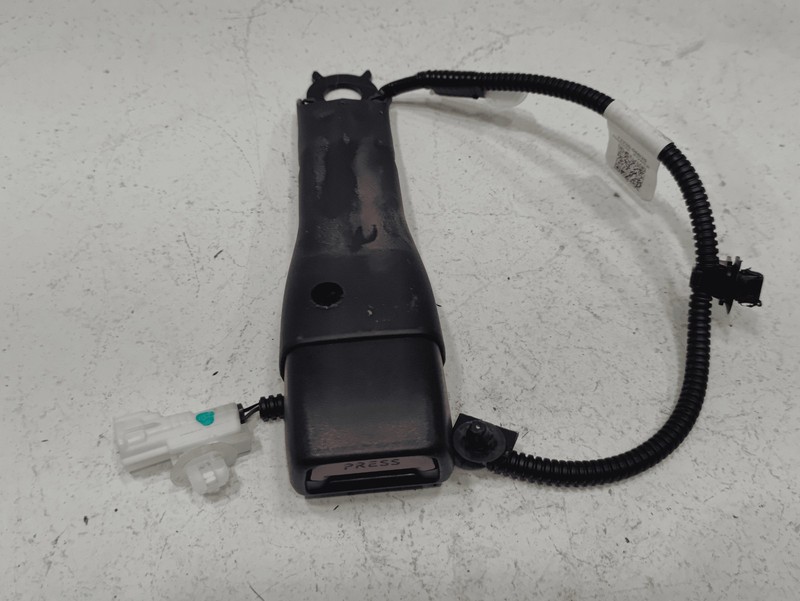 Toyota Camry 2018-2024 Front Passenger Side Seat Belt Seatbelt Buckle OEM Black