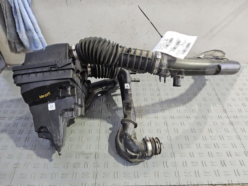 2017-2019 Lincoln Continental Air Cleaner Intake Box Assembly 3.0L