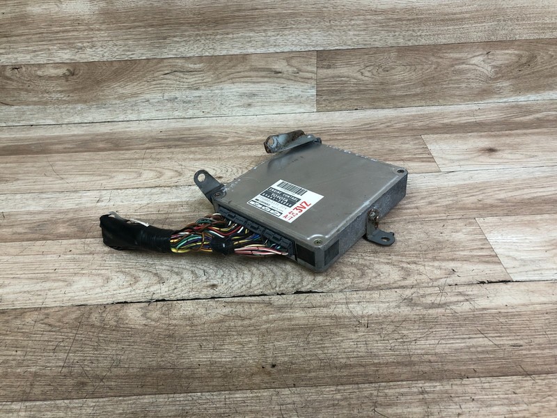 TOYOTA T100 OEM ENGINE MODULE MOTOR DME COMPUTER ECU ECM 4X2 3.0L AT 3VZ 1993