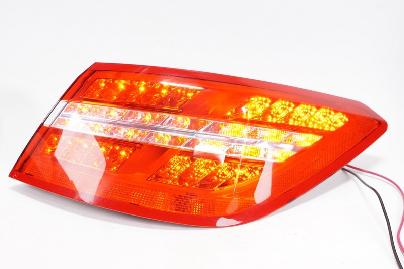 MERCEDES W212 E-Class Coupe Right RH Tail Light Tail Lamp OEM 2011 - 2013