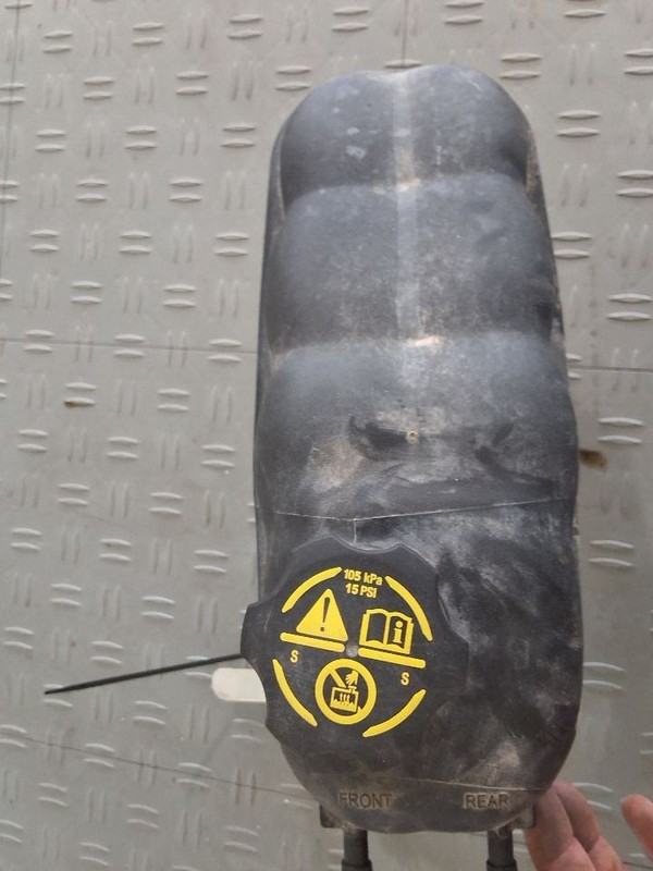 Coolant Reservoir Fits 15-20 ESCALADE 3488148