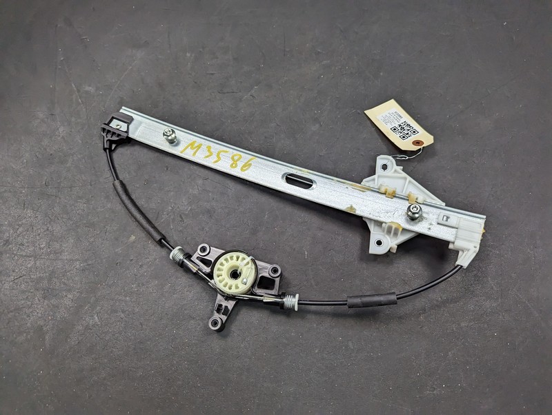 Rear Right Door Window Regulator 2019 Mazda CX-5 KB7W-72-590 2017 2018 2020 2021