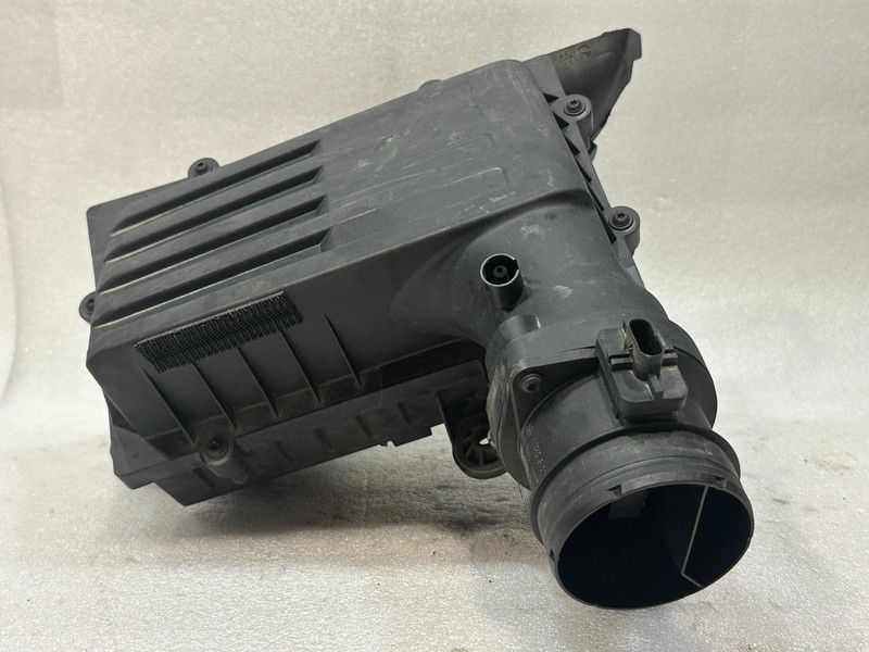 2015–2017 Volkswagen Golf MK7 TDI Engine Air Cleaner Intake Box OEM