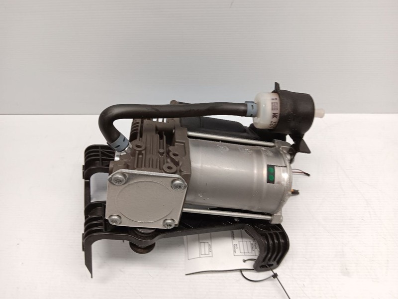 16-19 Jaguar X351 XJ XJR Air Suspension Compressor Pump GW933B484AC OEM