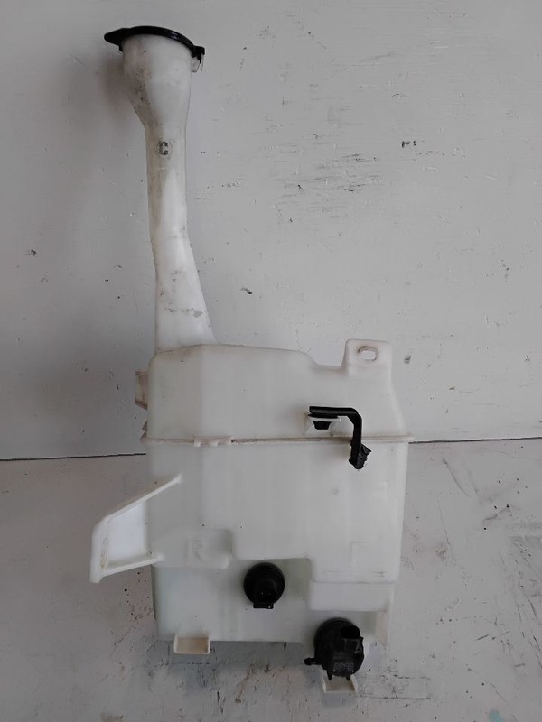 Wash Reservoir Fits 07-11 CAMRY 3550395