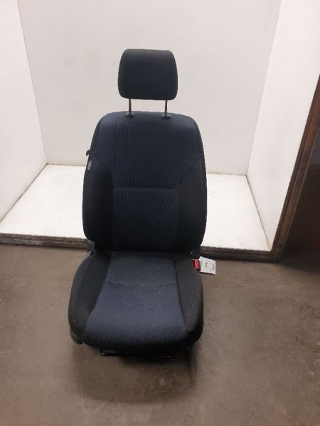 06-09 SCION TC PASSENGER SIDE FRONT GRAY FC14 CLOTH BUCKET SEAT ASSEMBLY
