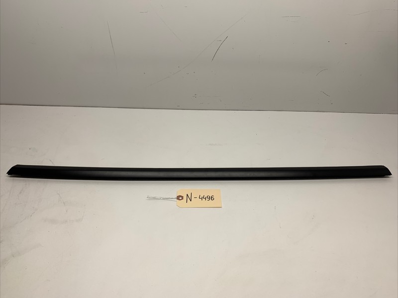 20-23 TESLA MODEL Y REAR LEFT DOOR BELT MOLDING TRIM STRIP SEAL LONG 4496 U8