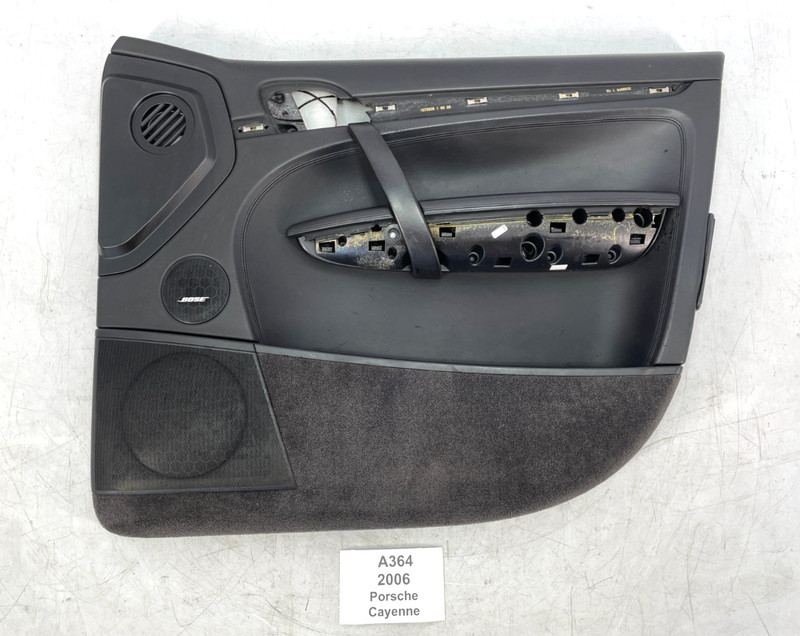 ✅ 03-06 OEM Porsche Cayenne 955 Front Right Passenger Side Door Panel Black*