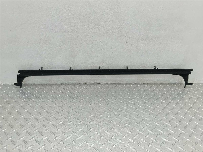 03-09 HUMMER H2 PASSENGER FRONT OUTER WEATHER SEAL ONLY OEM 15192119