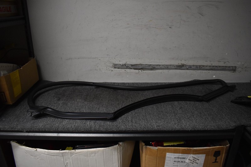 2018-2023 AUDI S5 SPORTBACK PREMIUM PLUS WEATHER STRIP ON BODY FACTORY OEM