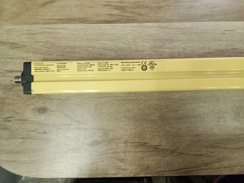 Contrinex YBB-30R4-1400-G012 Safety Light Curtain Receiver